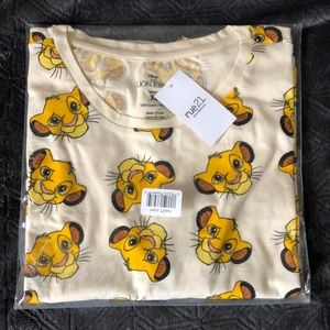 Very cute simba top